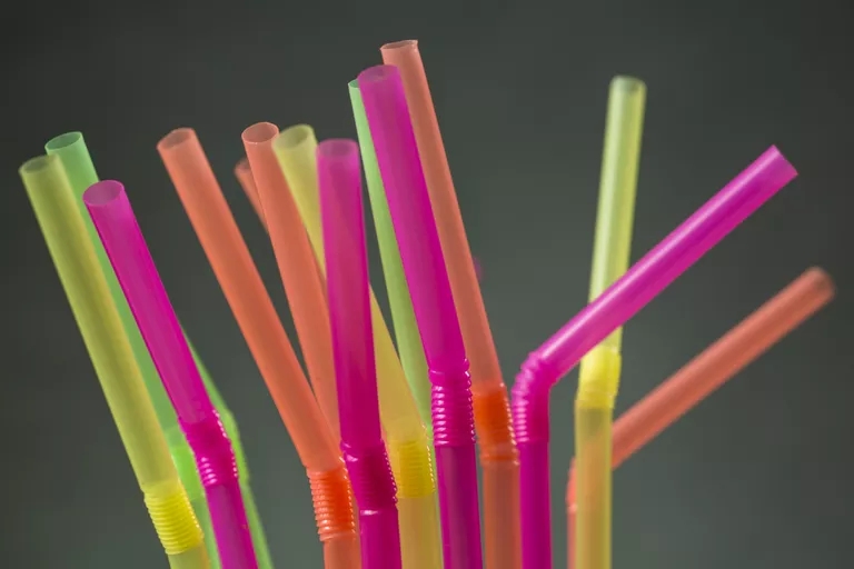 https://www.yitopack.com/compostable-straws-bulk-pla-straws-wholesale-yito-product/